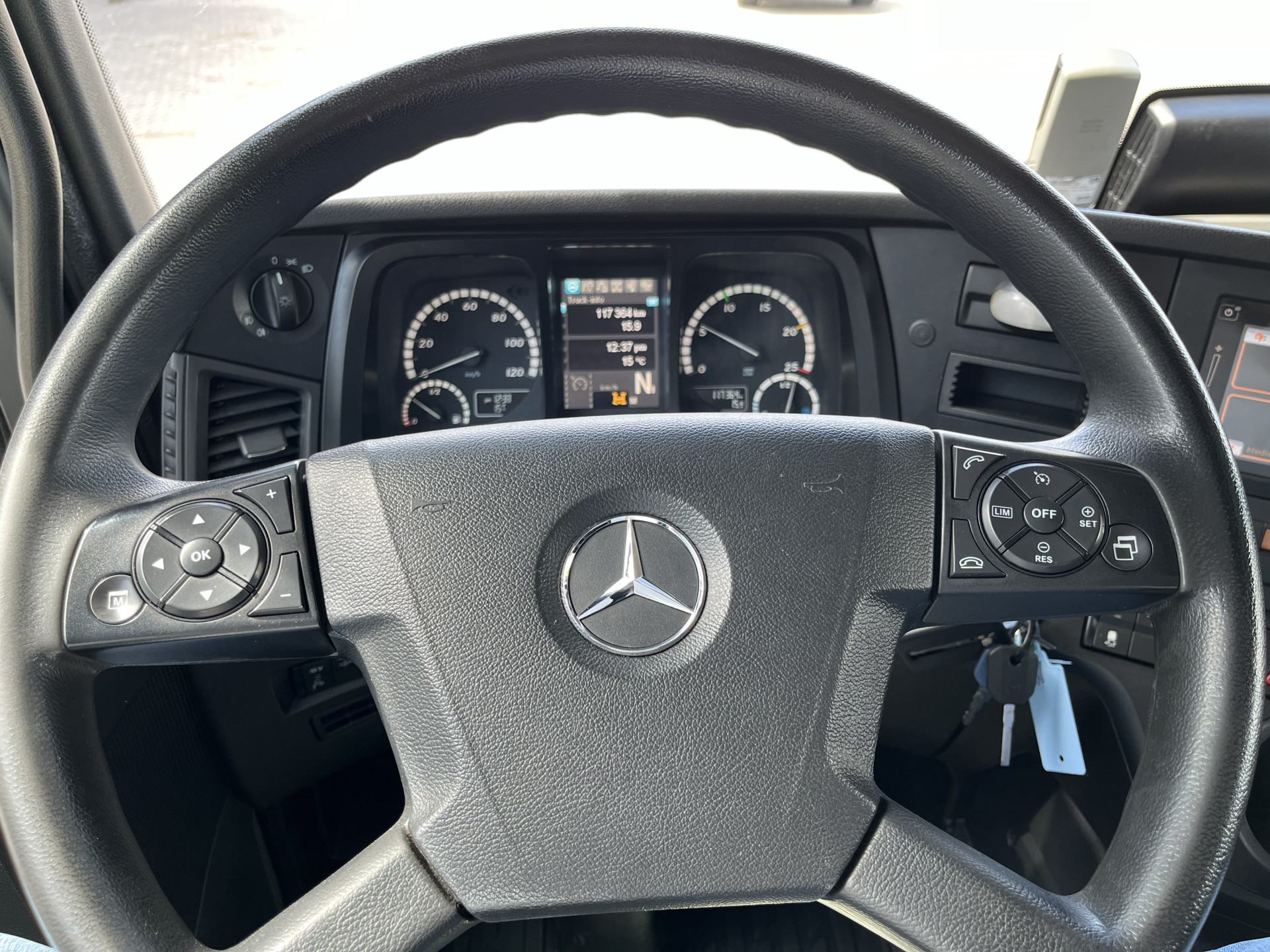 Hoofdafbeelding Mercedes-Benz ANTOS