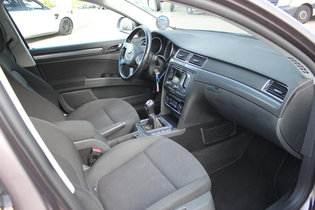 Hoofdafbeelding Škoda Superb