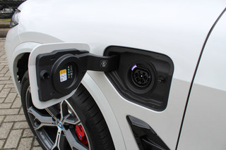 BMW X5 BMW X5 xDrive50e M-Sport | Panoramadak | H&K | Trekhaak | Comfortstoelen | Luchtvering | Glow - afbeelding nr 70