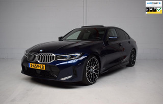 BMW 3-serie 330e M-Sport Performance M-SPORTSTOELEN / SCHUIFDAK / HARMAN-KARDON / CARBON / NAP / CARPLAY