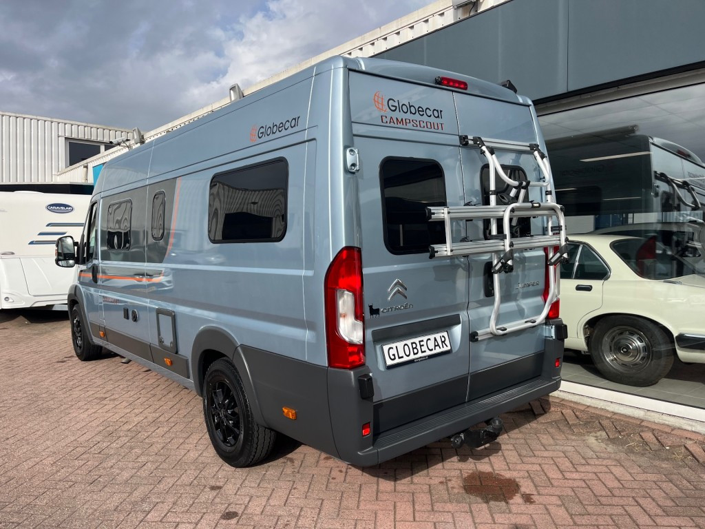 Hoofdafbeelding Pössl Globecar 640 Enkele Bedden Zopnnepaneel