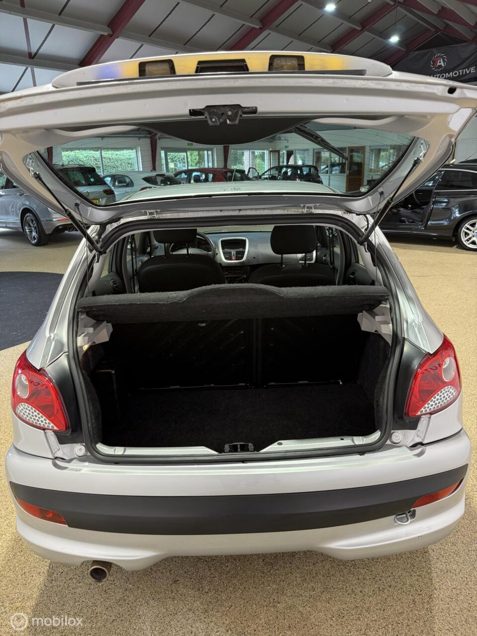 Hoofdafbeelding Peugeot 206