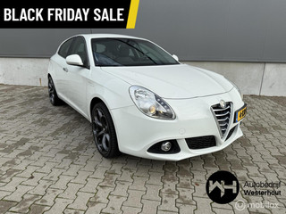 Alfa Romeo Giulietta 1.4 T Distinctive Lusso Automaat NAVI NWE APK