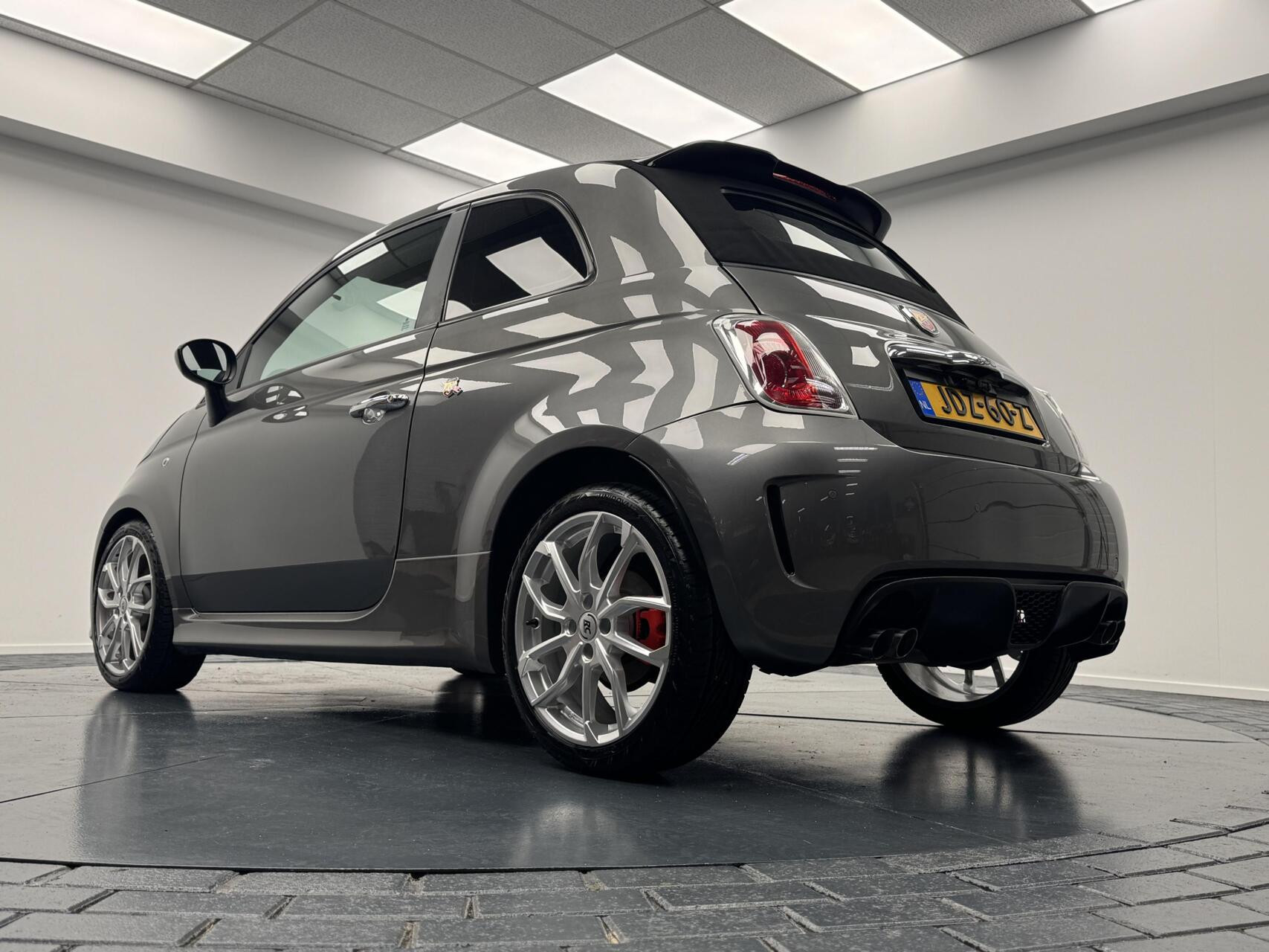 Hoofdafbeelding Fiat 500C