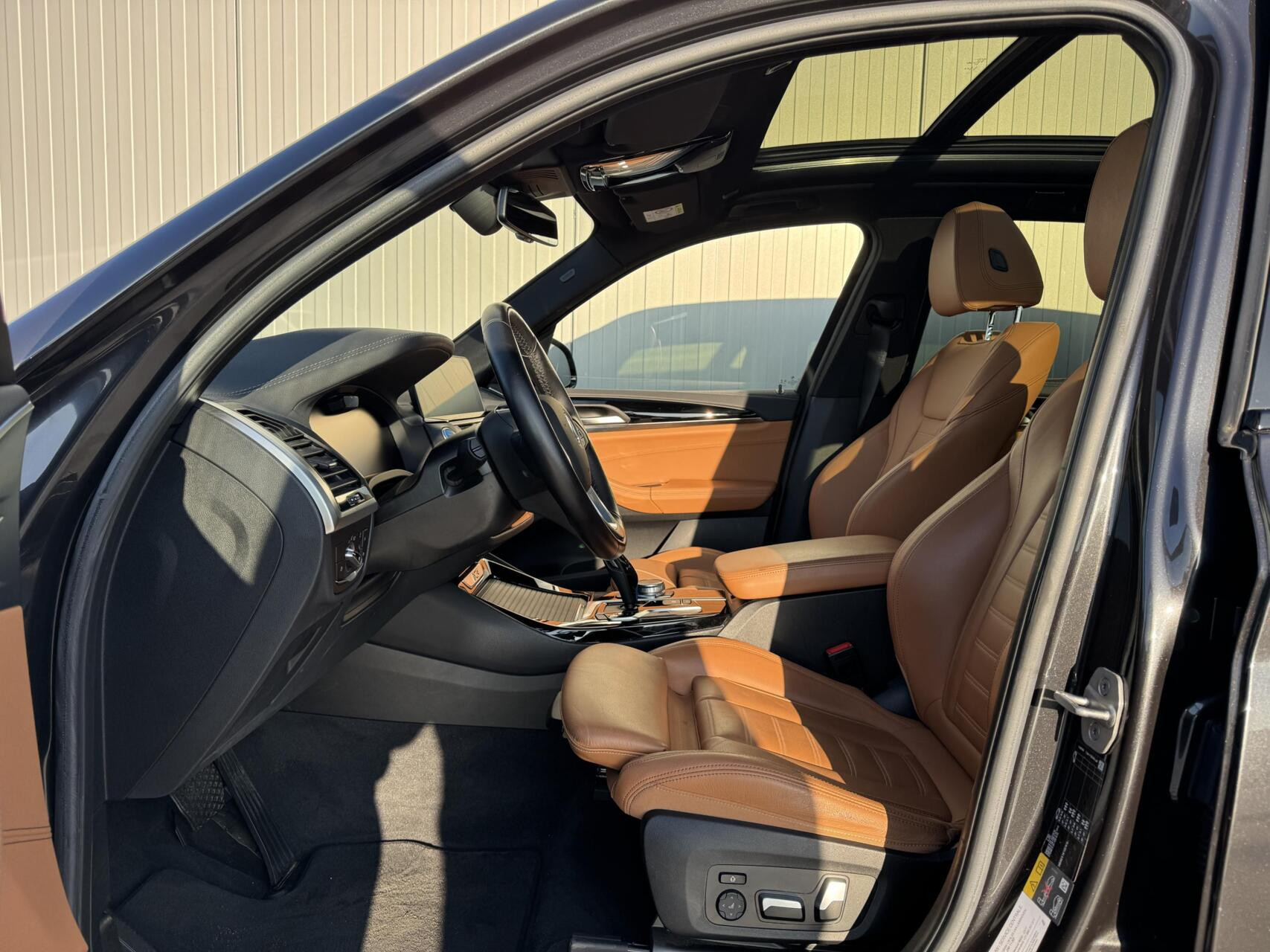 Hoofdafbeelding BMW iX3