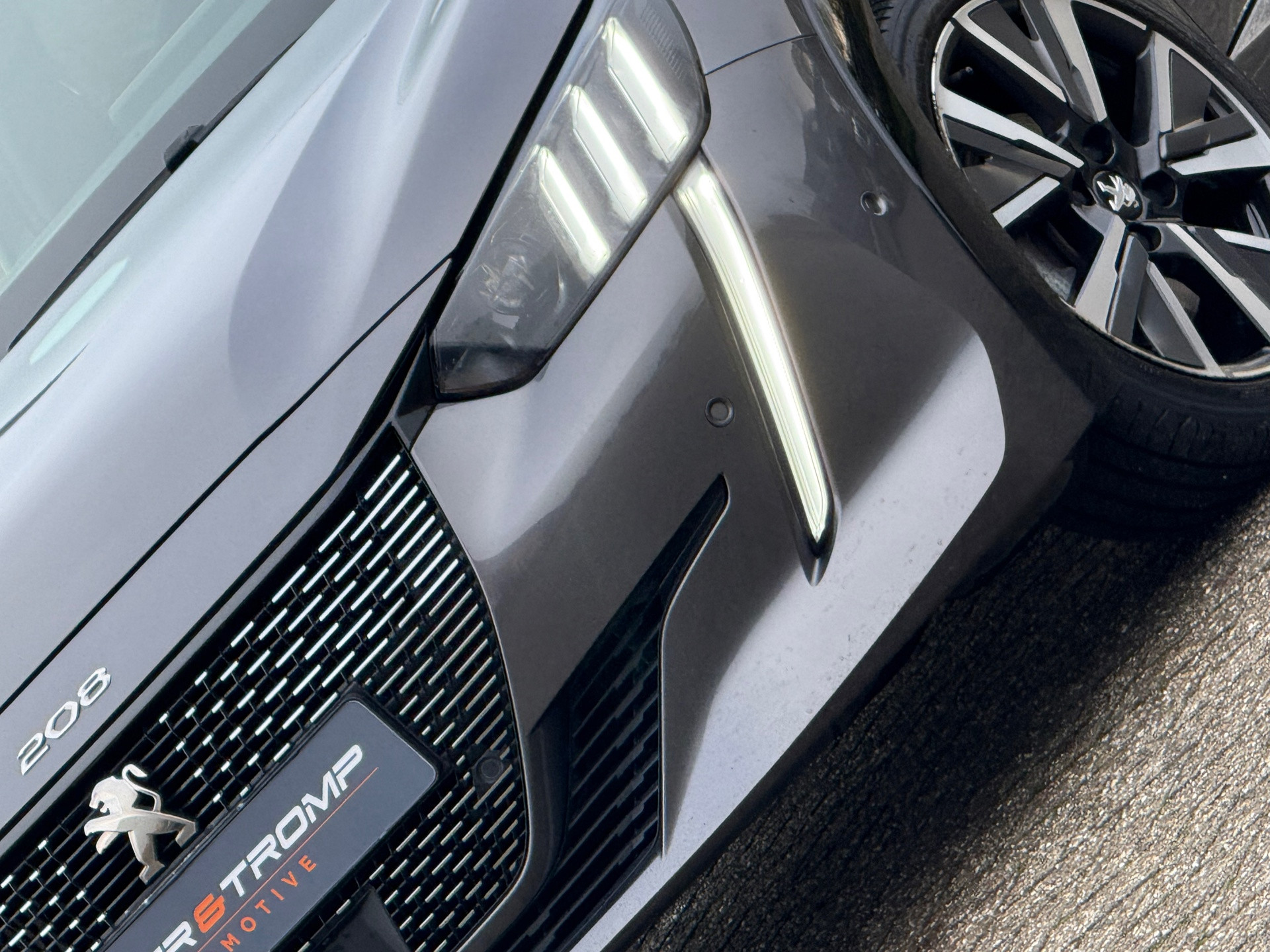 Hoofdafbeelding Peugeot 208