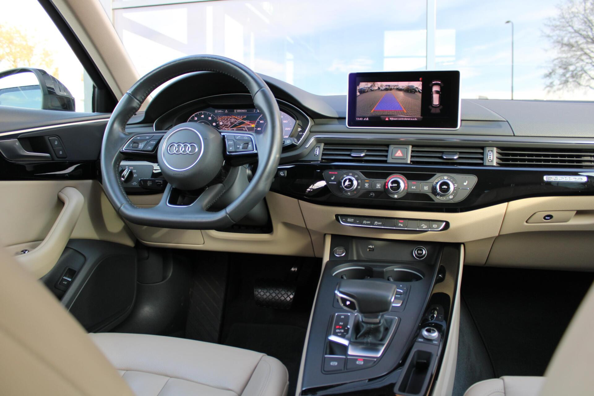 Hoofdafbeelding Audi A4