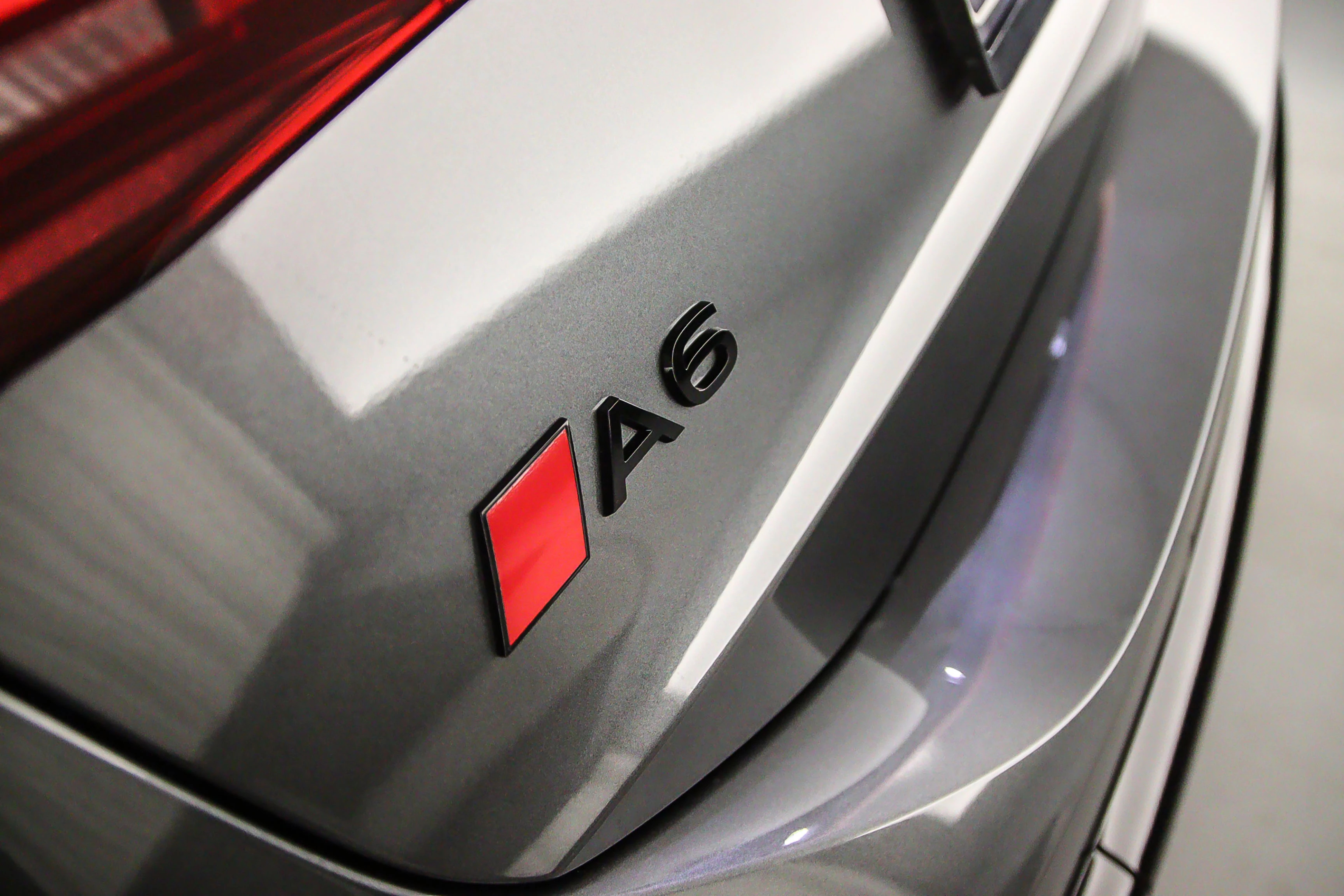 Hoofdafbeelding Audi A6 Avant e-tron