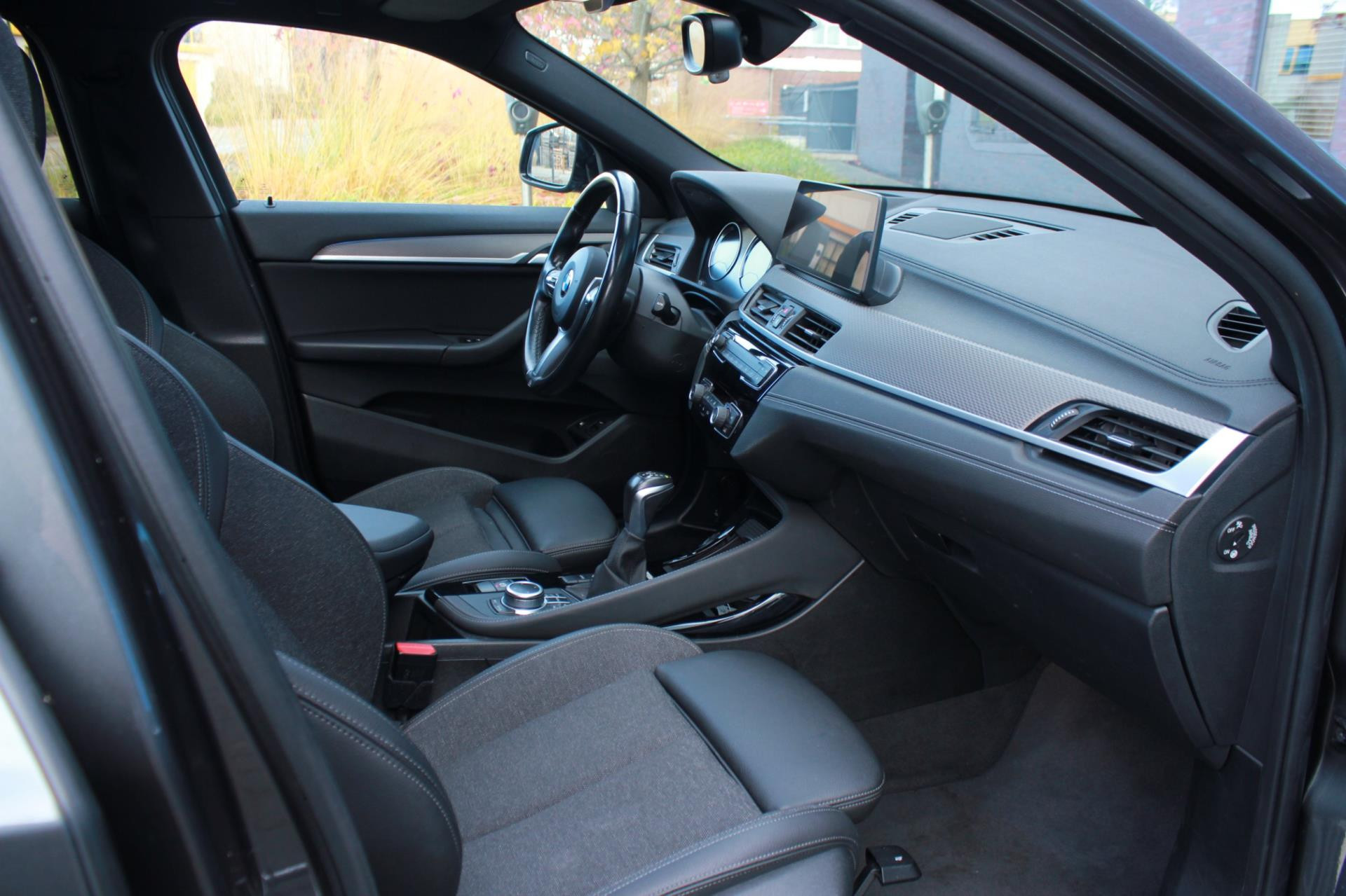 Hoofdafbeelding BMW X2