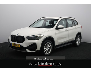 BMW X1 sDrive18i Executive Edition | Head-up Display | Sport Stoelen | Led