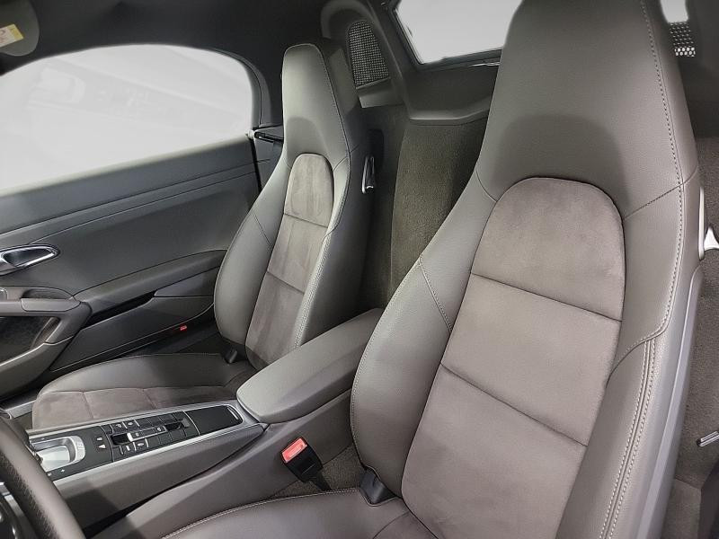 Porsche-718-image-16