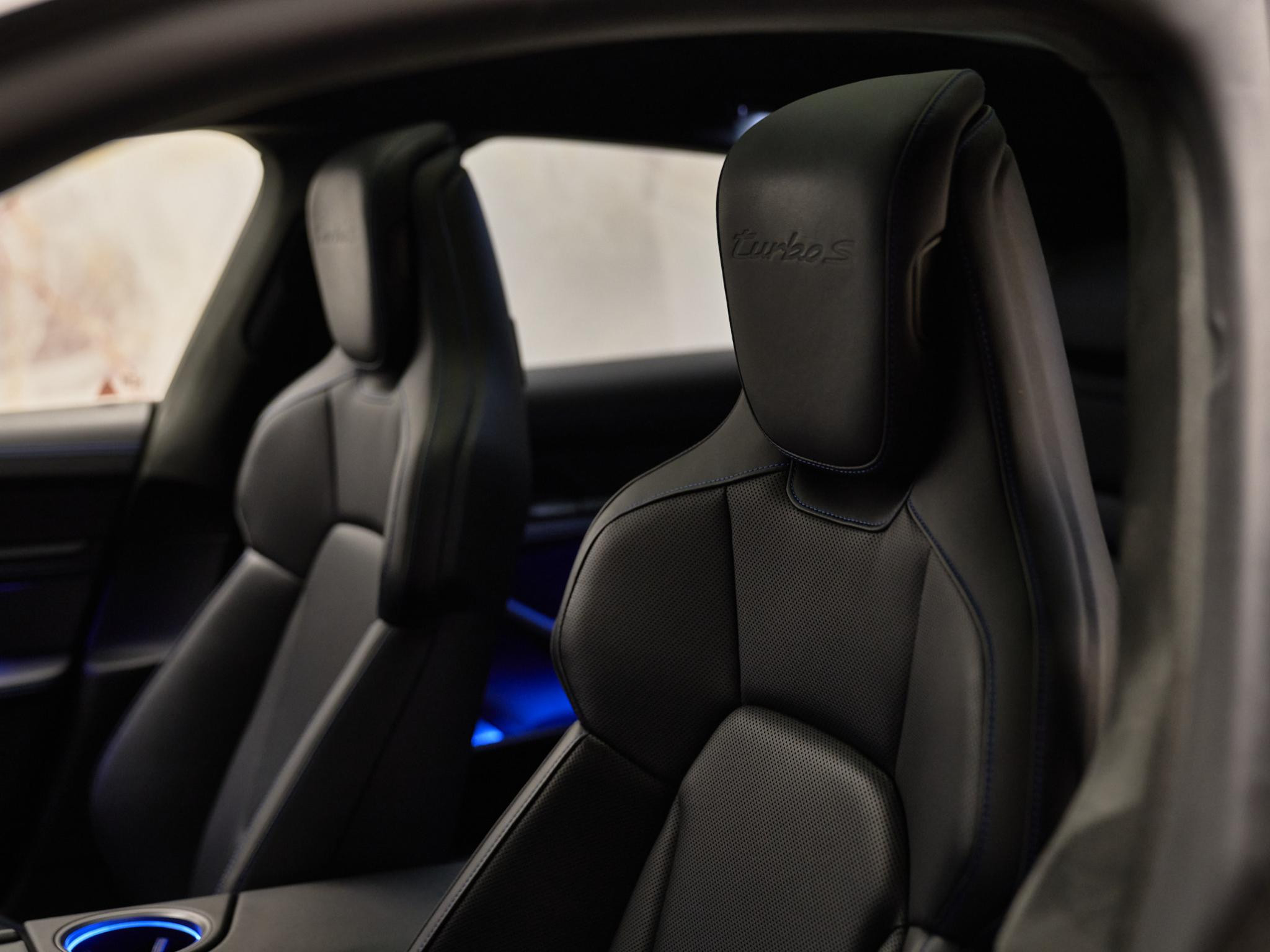 Hoofdafbeelding Porsche Taycan