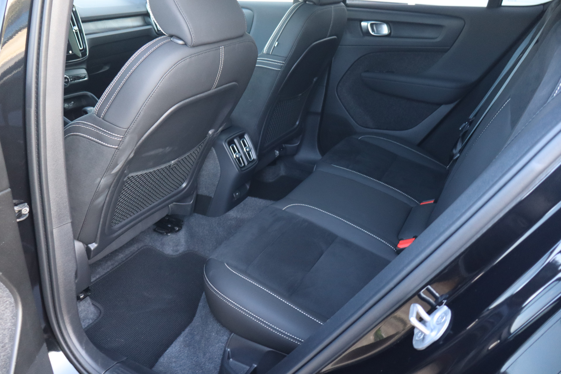 Hoofdafbeelding Volvo C40