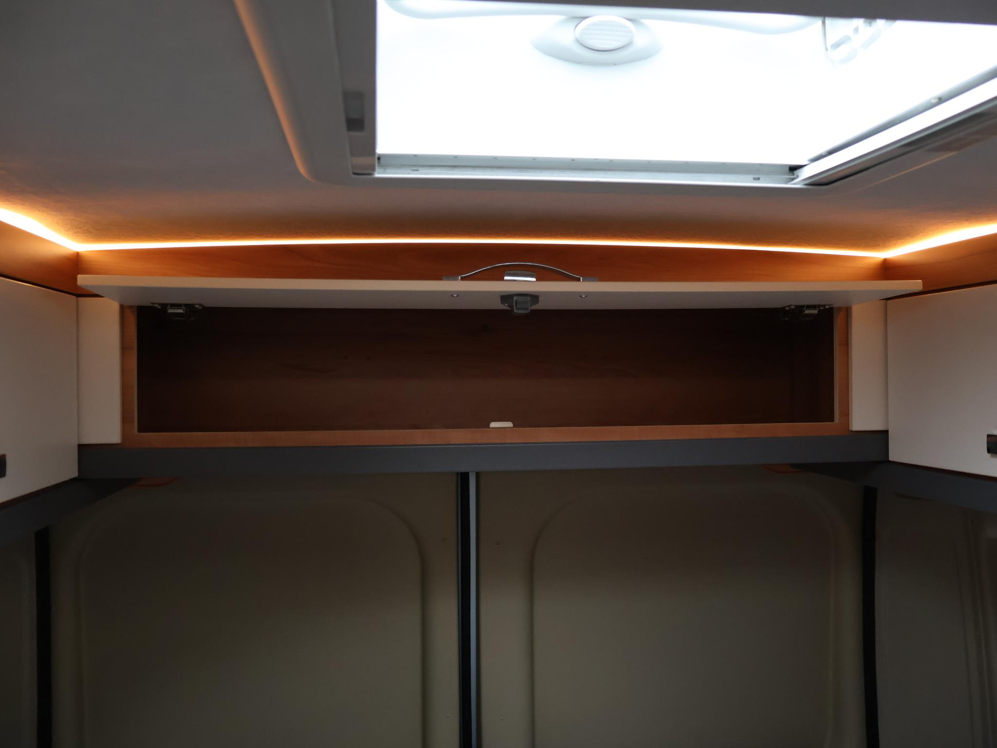 Hoofdafbeelding Pössl Summit 640