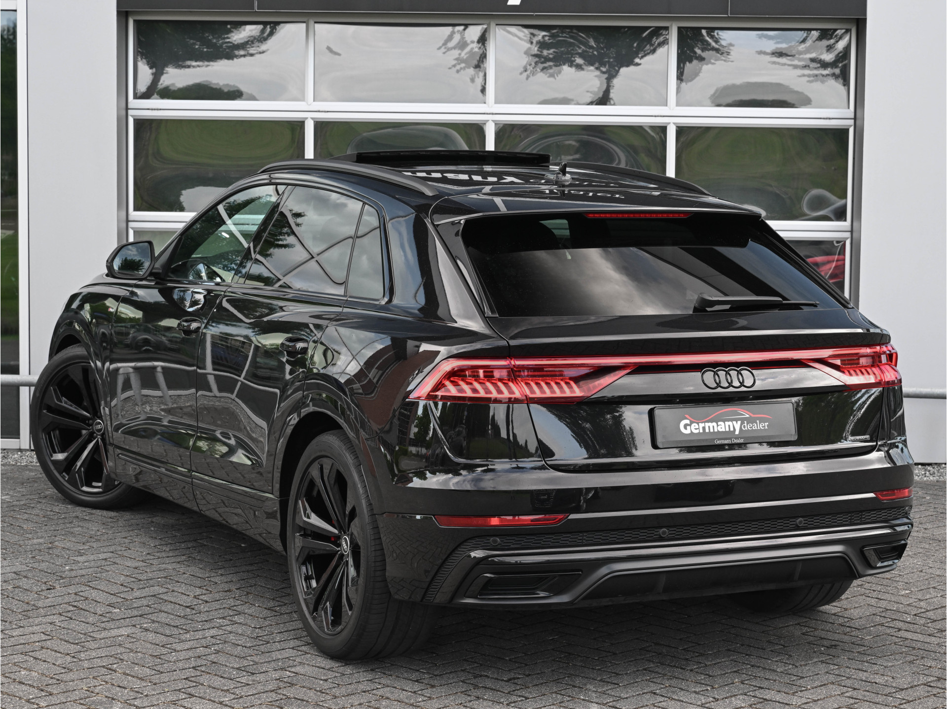 Hoofdafbeelding Audi Q8