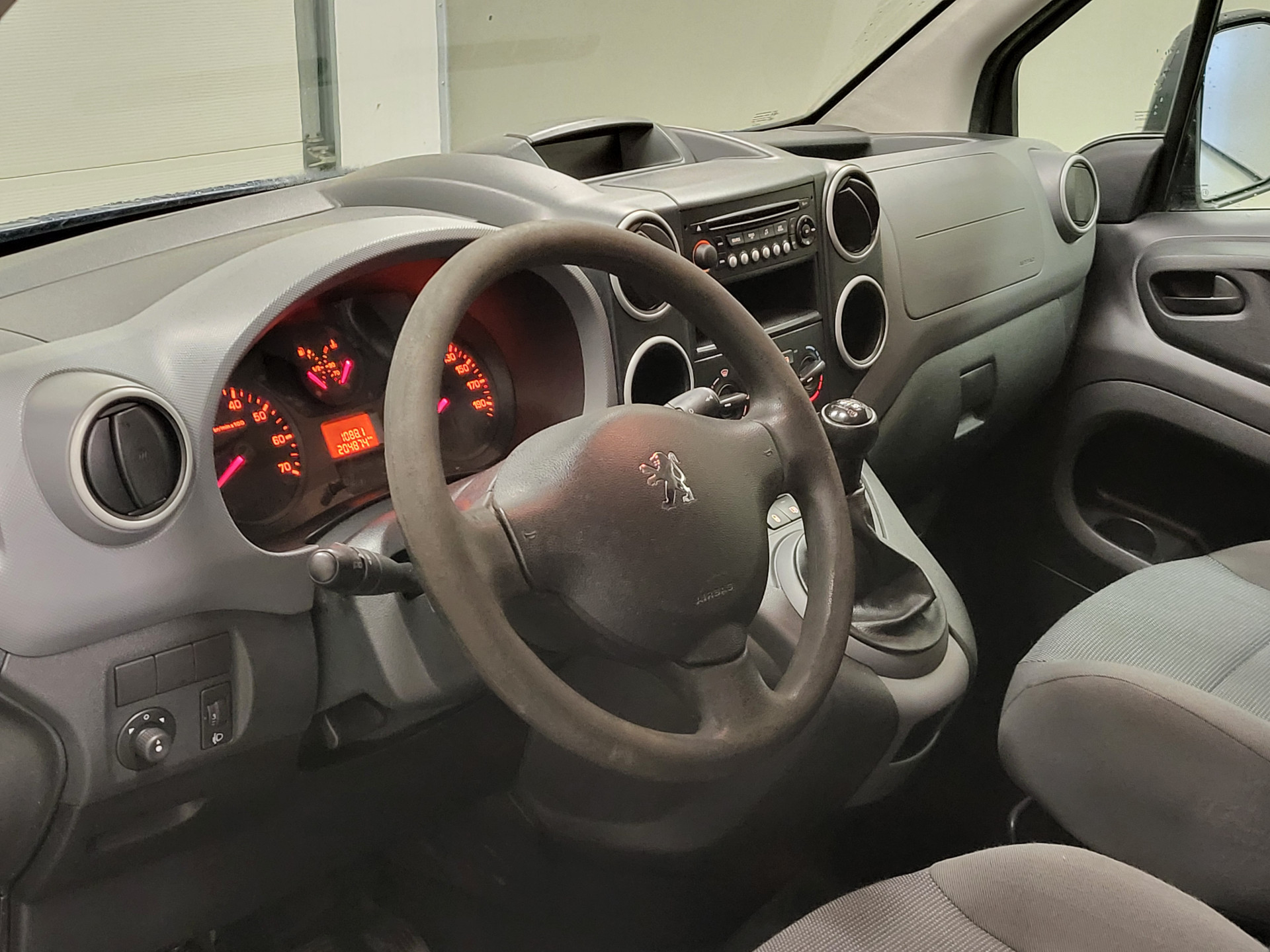 Hoofdafbeelding Peugeot Partner