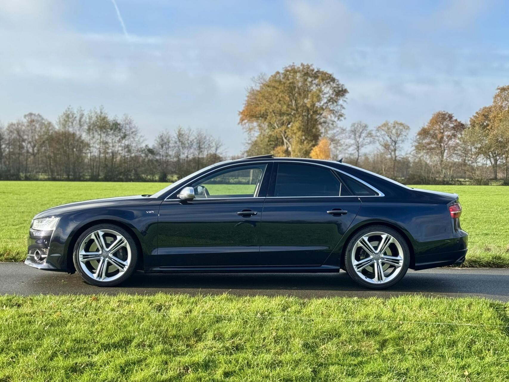 Hoofdafbeelding Audi S8