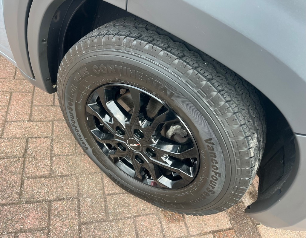 Hoofdafbeelding Pössl Globecar 640 Enkele Bedden Zopnnepaneel