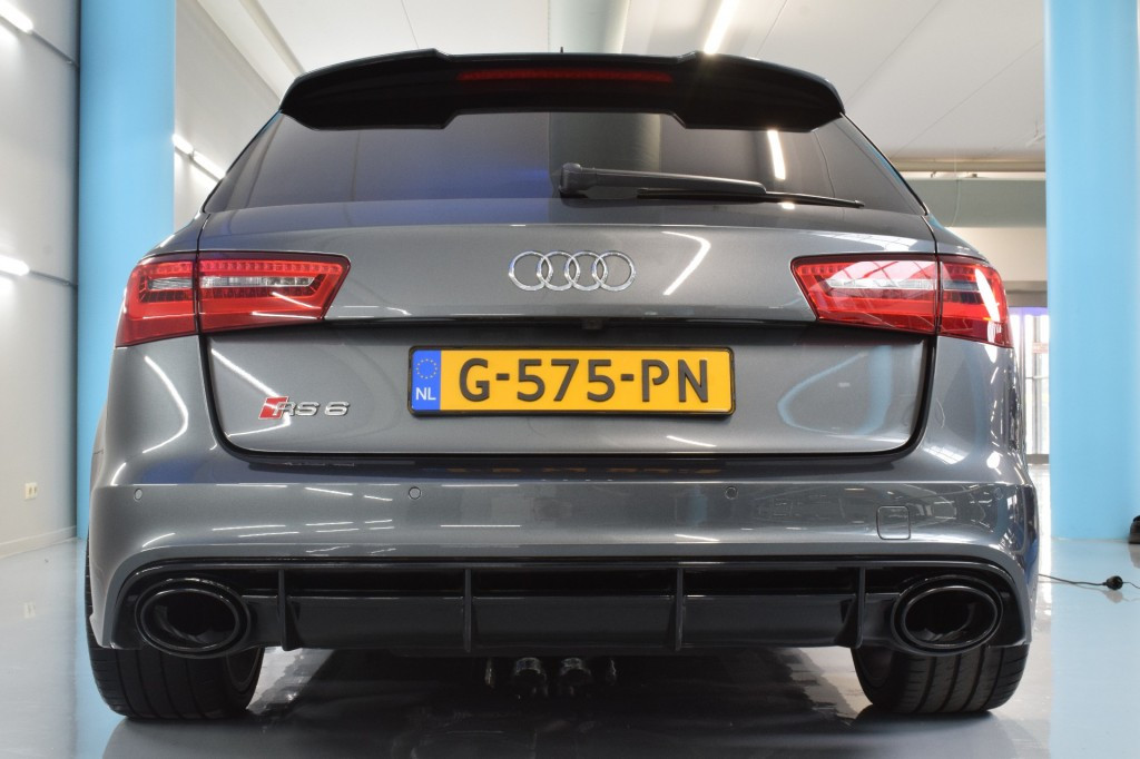 Hoofdafbeelding Audi RS6