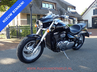 Hoofdafbeelding Suzuki INTRUDER Suzuki INTRUDER M800 SPORTUITLAAT VANCE&HINES / NIEUWE BANDEN