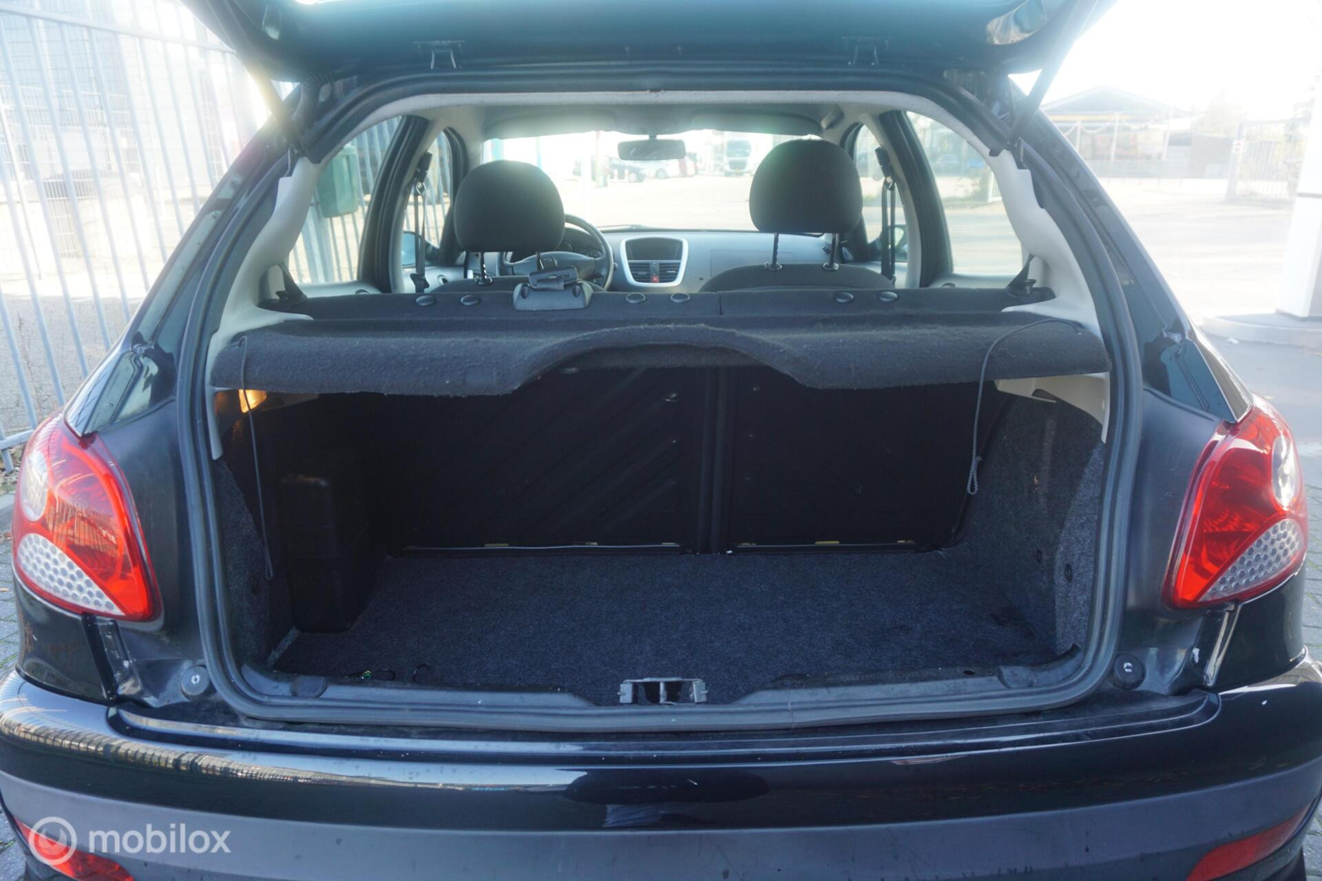 Hoofdafbeelding Peugeot 206