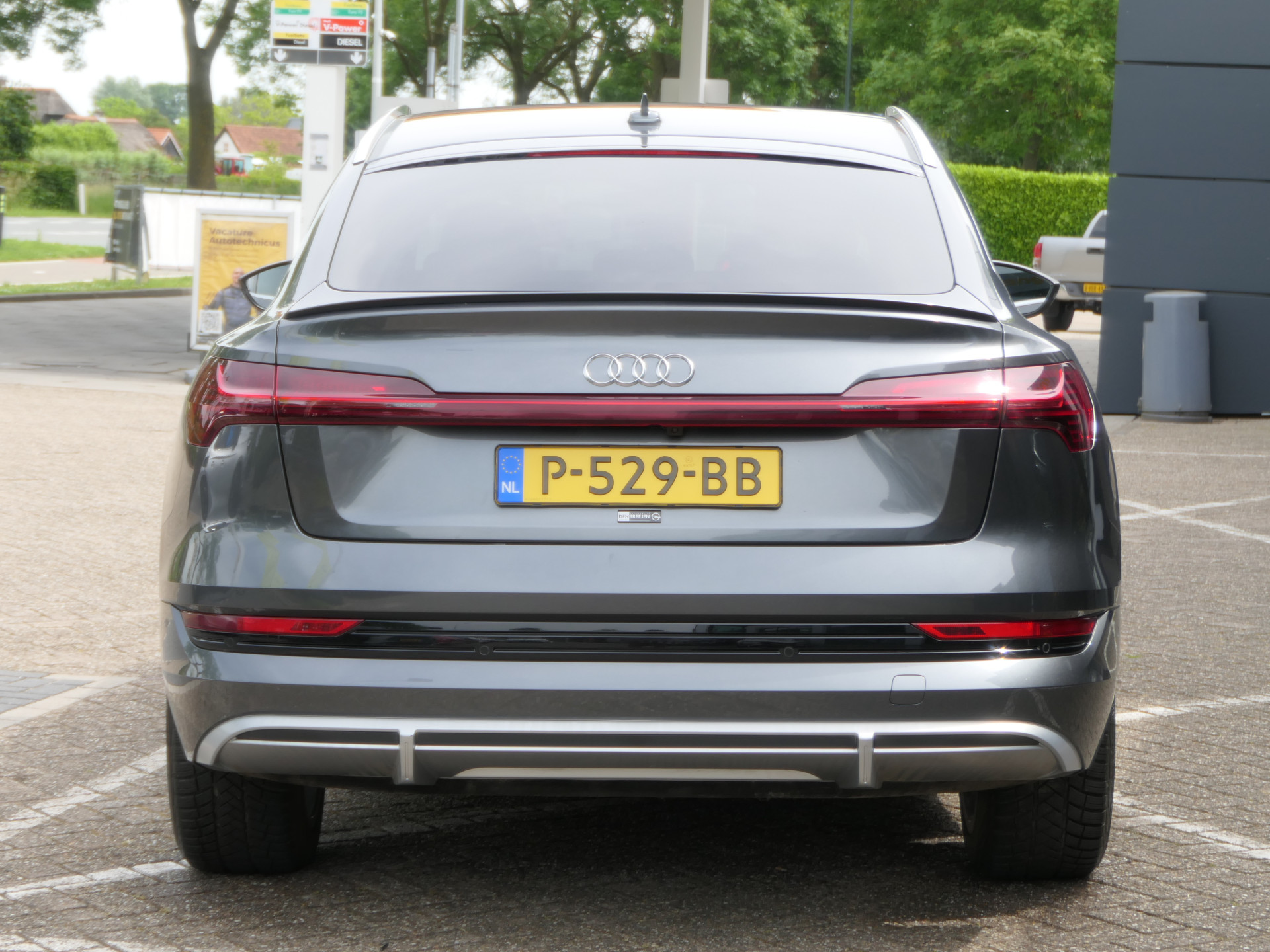 Hoofdafbeelding Audi e-tron