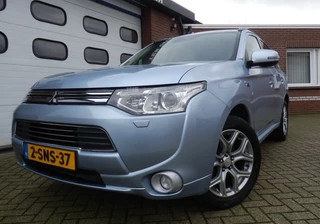 Hoofdafbeelding Mitsubishi Outlander Mitsubishi Outlander 2.0 PHEV INTENSE + XENON LEDER SCHUIFDAK