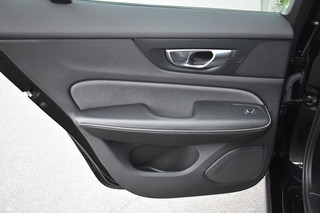 Volvo V60 Volvo V60 T6 350pk AWD Plus Dark | Climate | S/K Dak | Harman Kardon | Tre - afbeelding nr 16