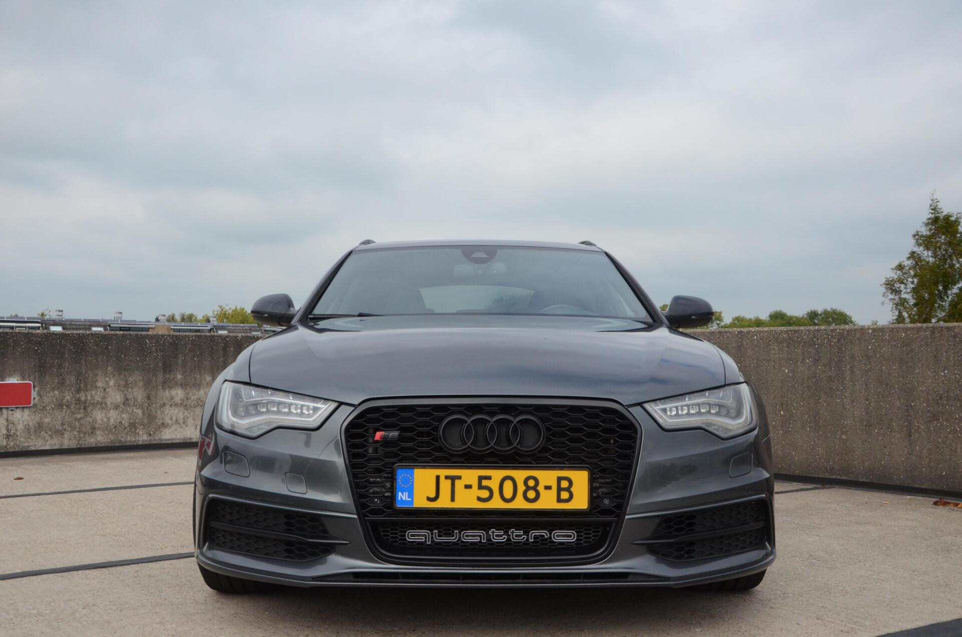Hoofdafbeelding Audi S6