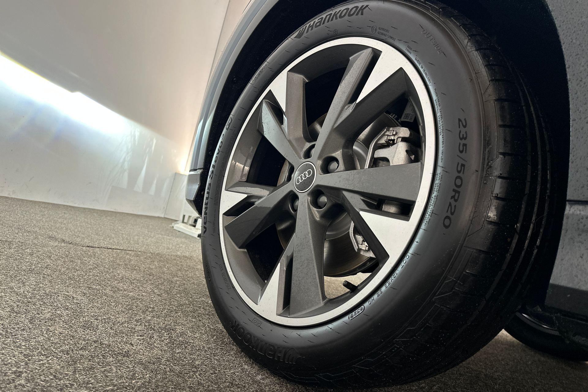 Hoofdafbeelding Audi Q4 e-tron