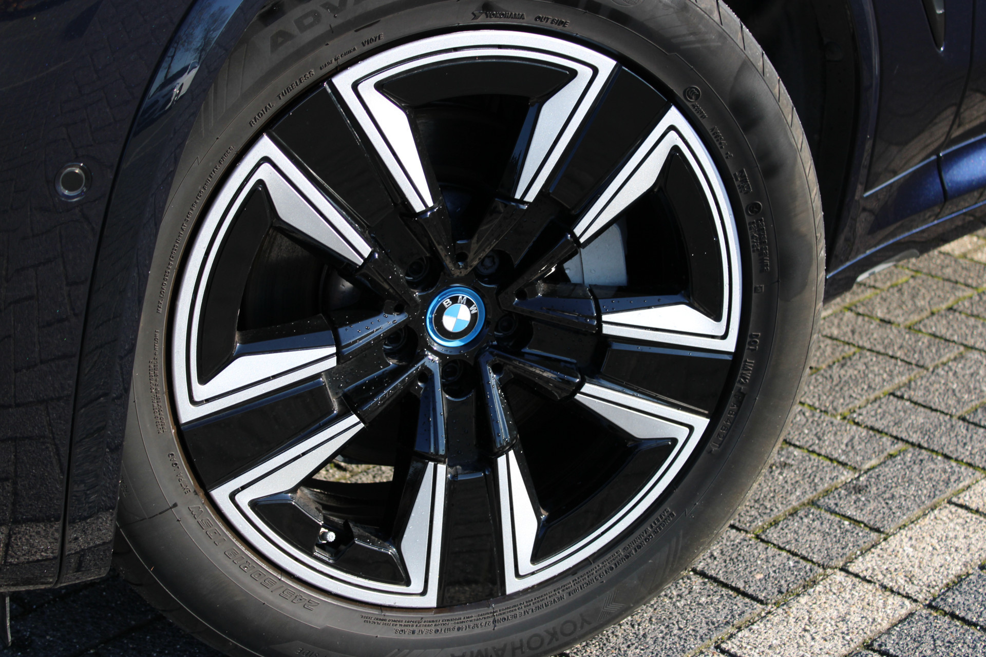 Hoofdafbeelding BMW iX3