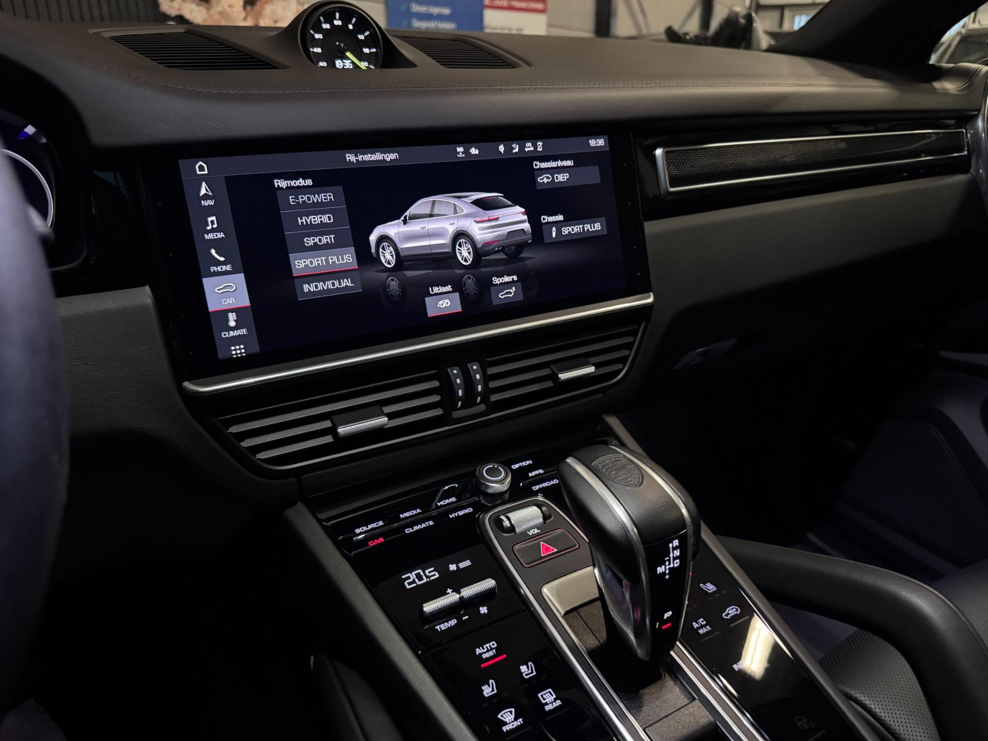 Hoofdafbeelding Porsche Cayenne