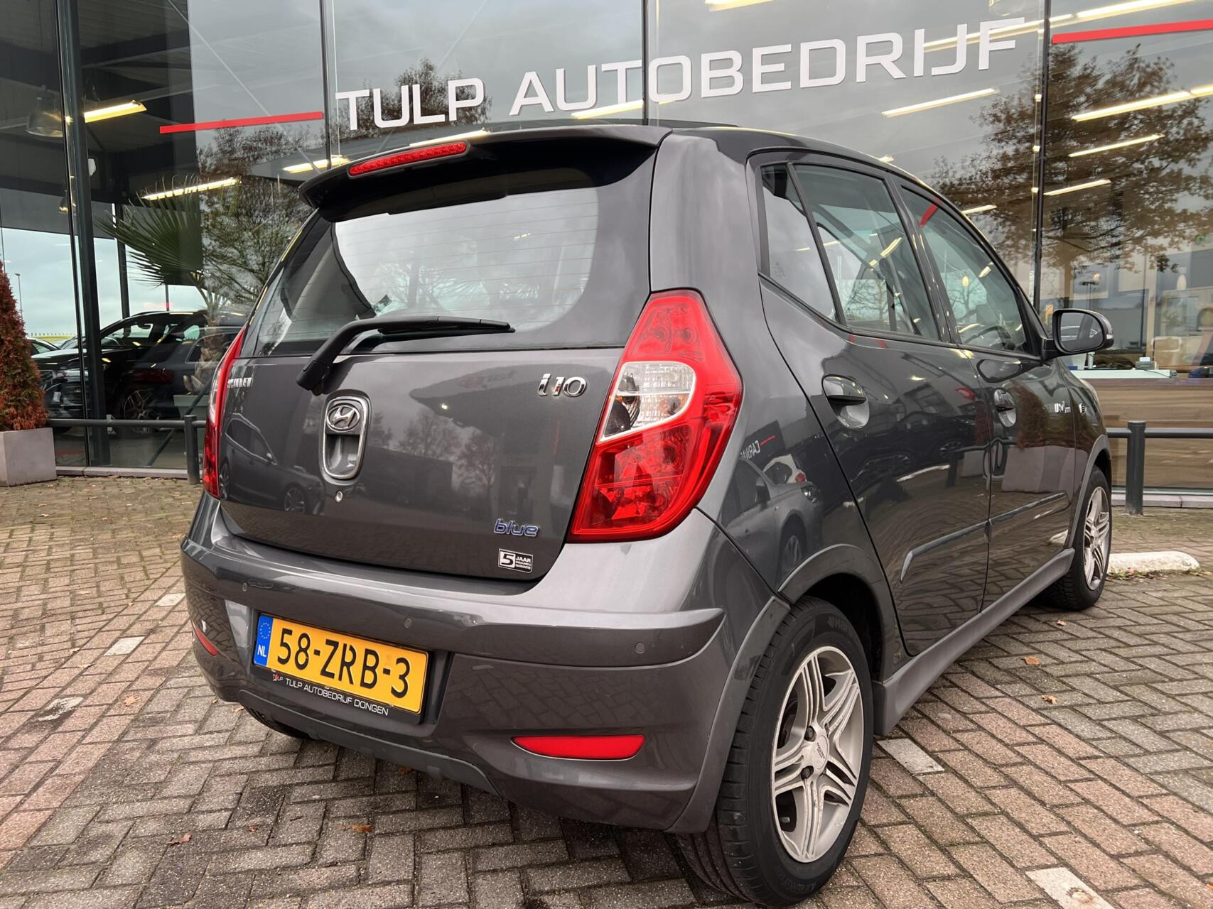 Hoofdafbeelding Hyundai i10
