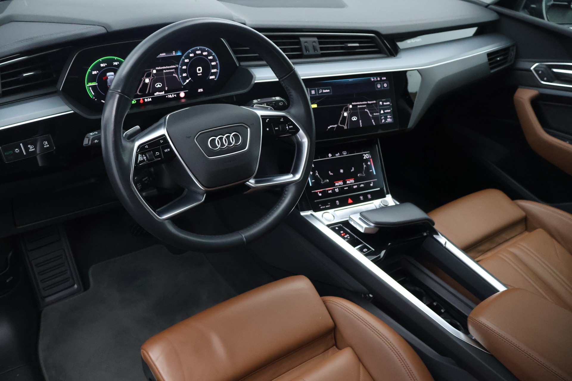 Hoofdafbeelding Audi e-tron