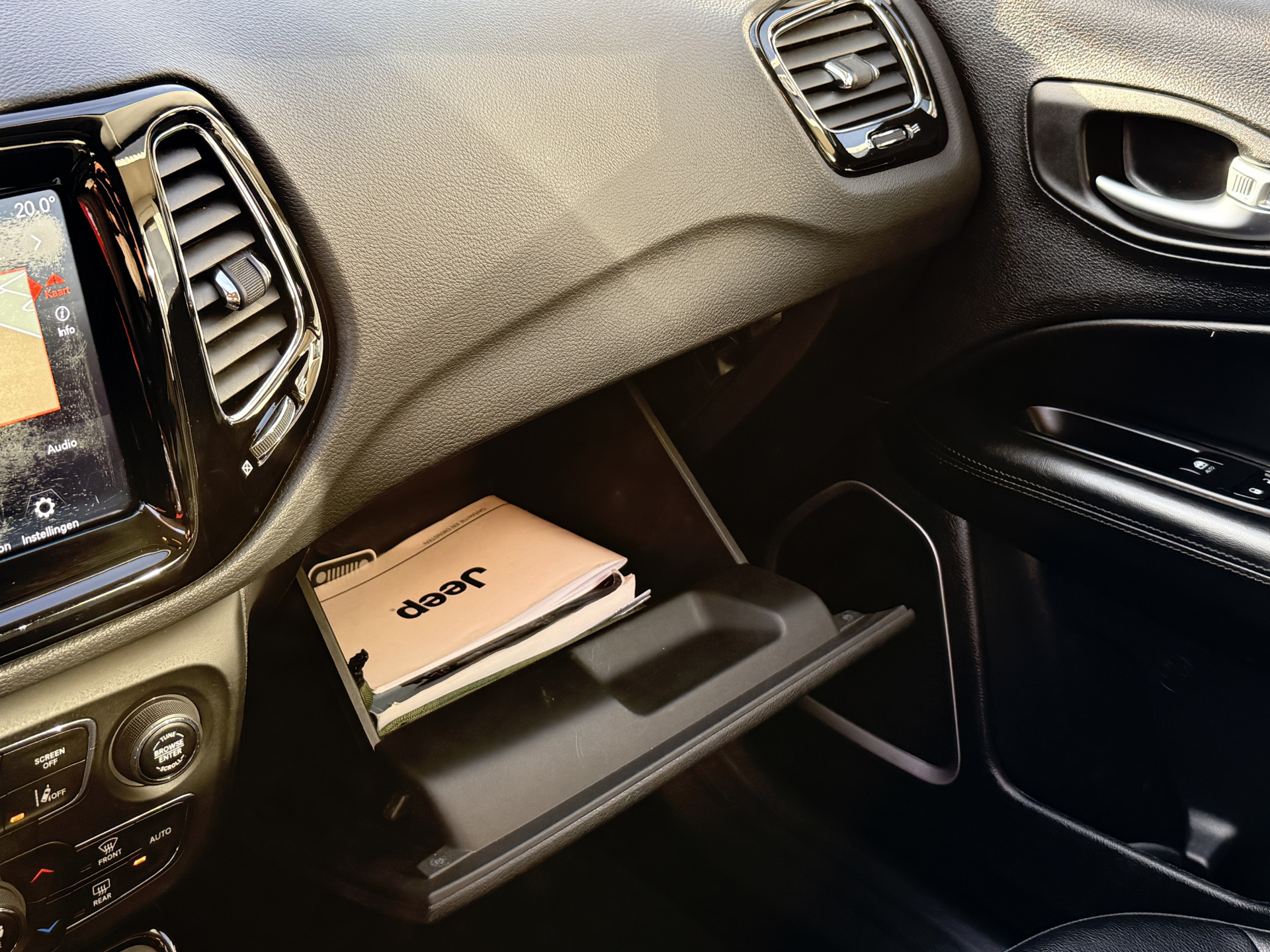 Hoofdafbeelding Jeep Compass