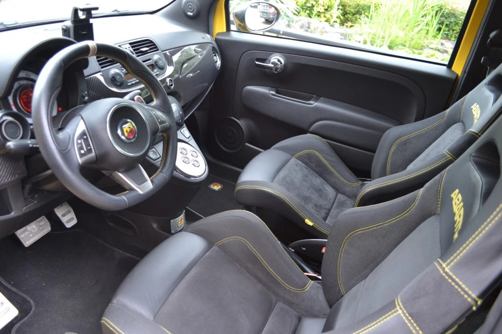 Hoofdafbeelding Abarth 695