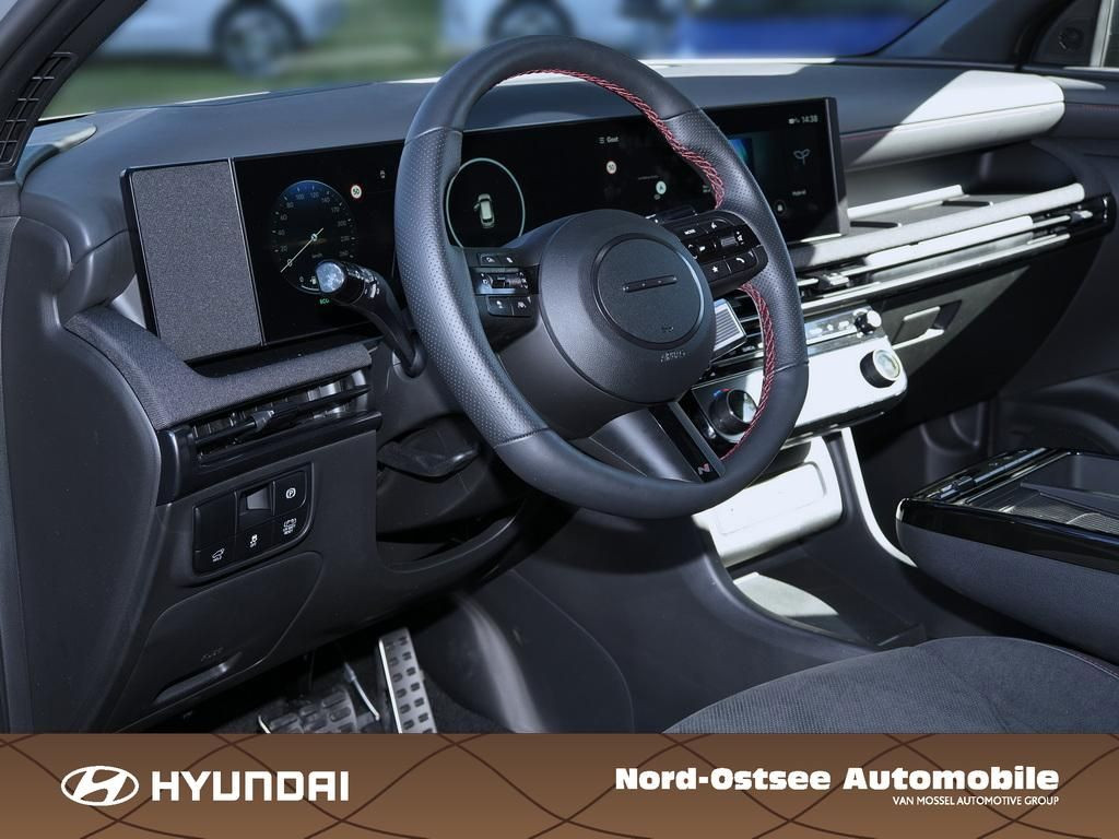 Hyundai-Tucson Hybrid-image-5