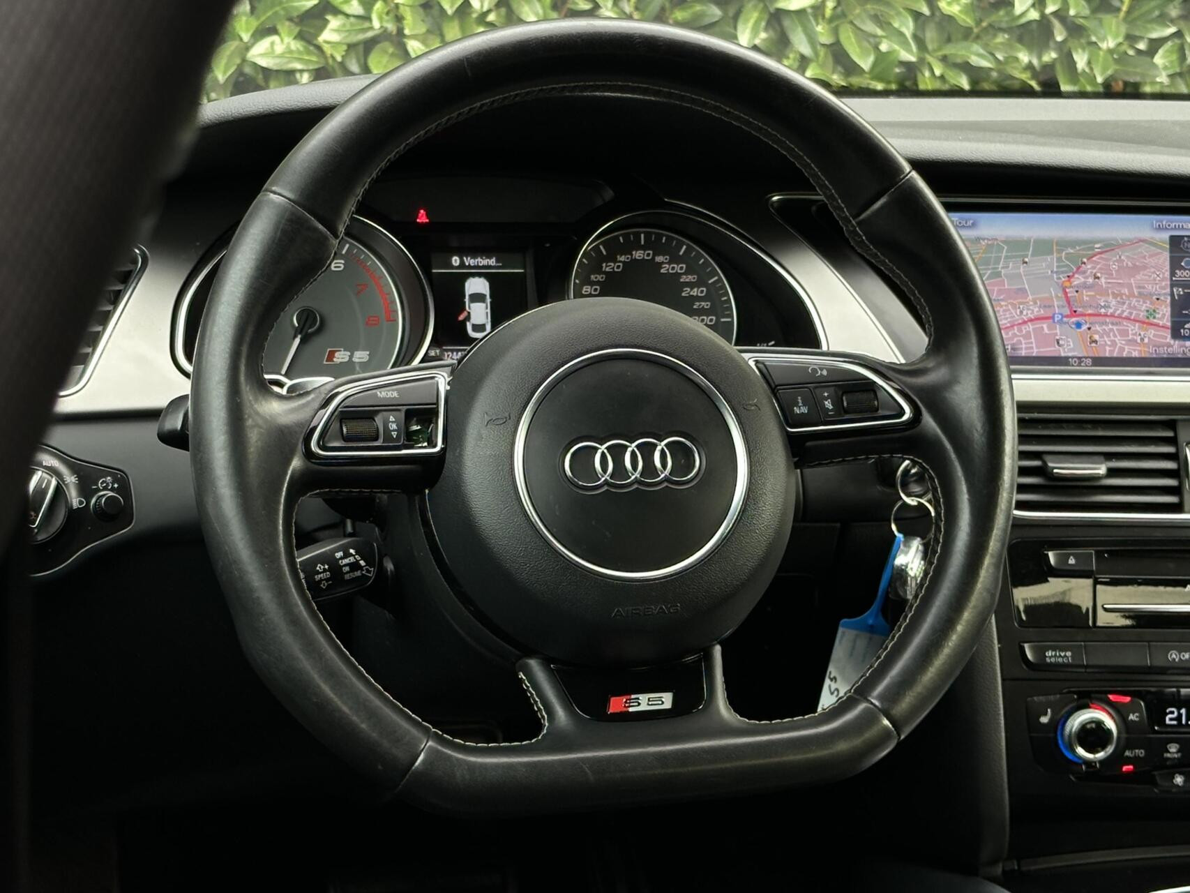 Hoofdafbeelding Audi S5