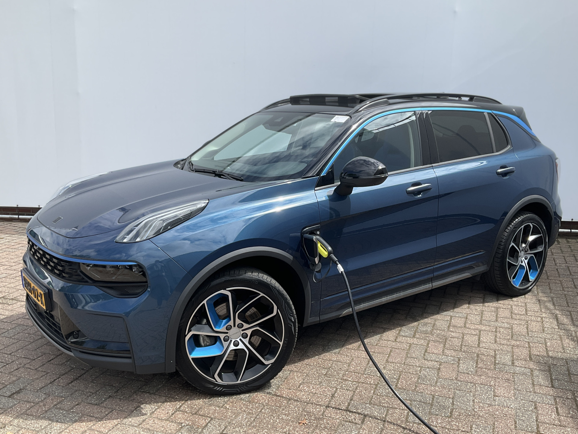 Hoofdafbeelding Lynk & Co 01