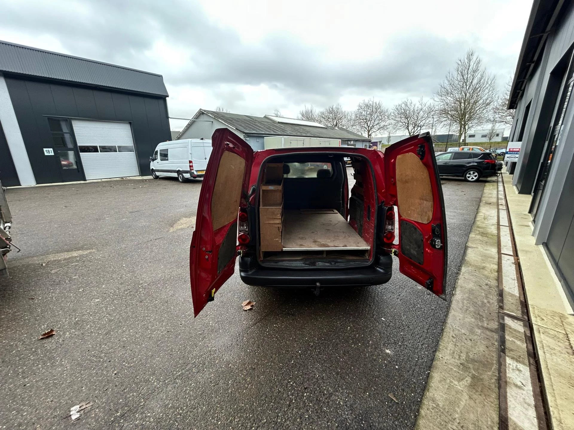 Hoofdafbeelding Peugeot Partner