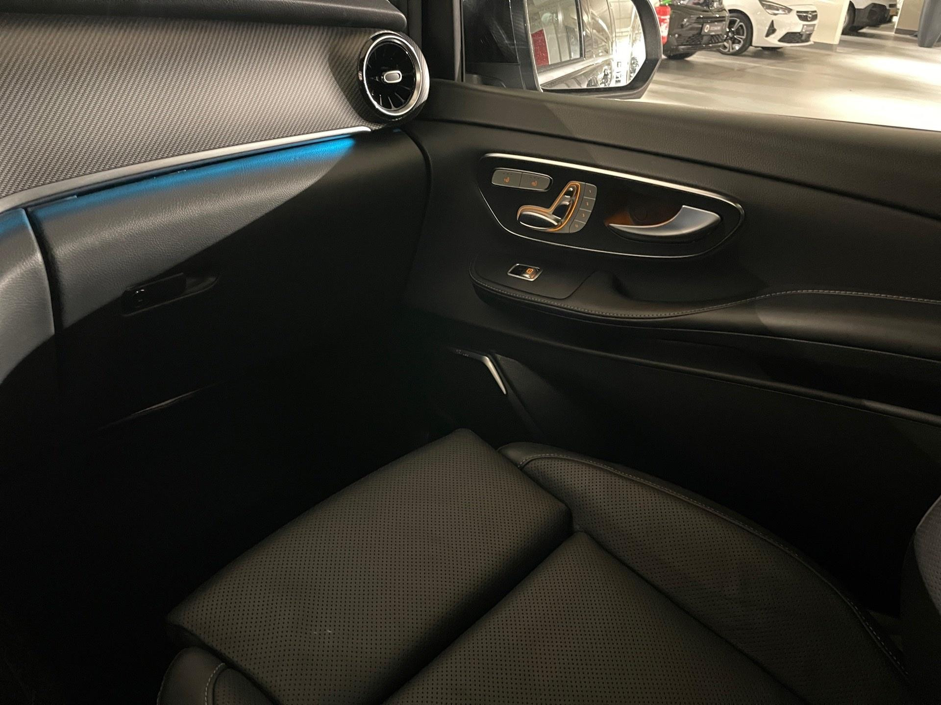 Mercedes-Benz-Classe V-image-8