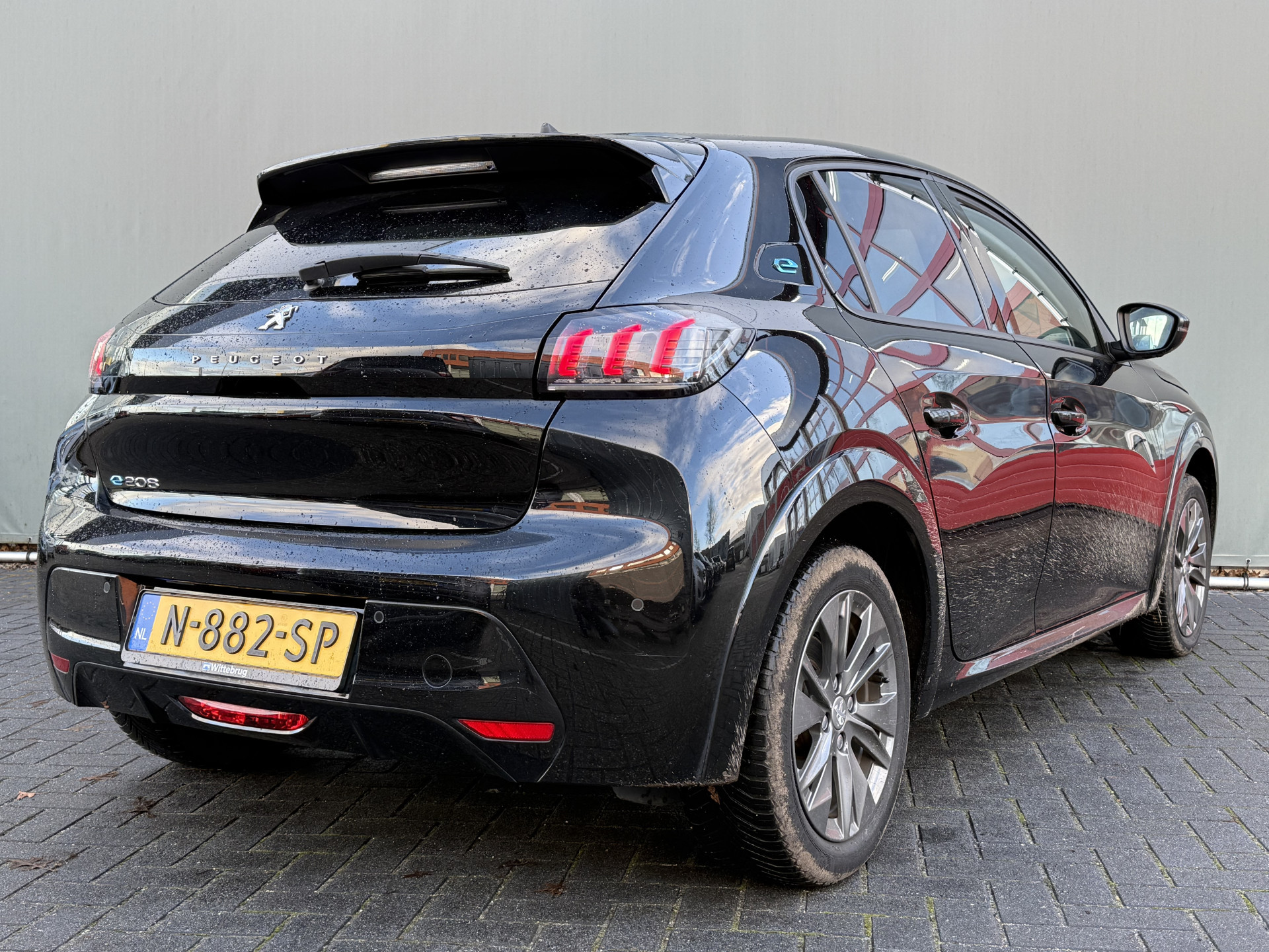 Hoofdafbeelding Peugeot e-208