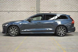 Volvo V60 Volvo V60 T6 350PK AWD PLUS DARK | HEICO spoiler | Trekhaak | Styling pack - afbeelding nr 5