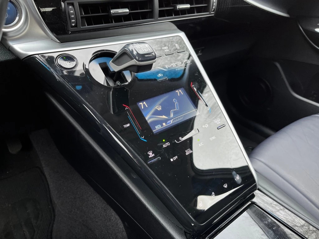 Hoofdafbeelding Toyota Mirai