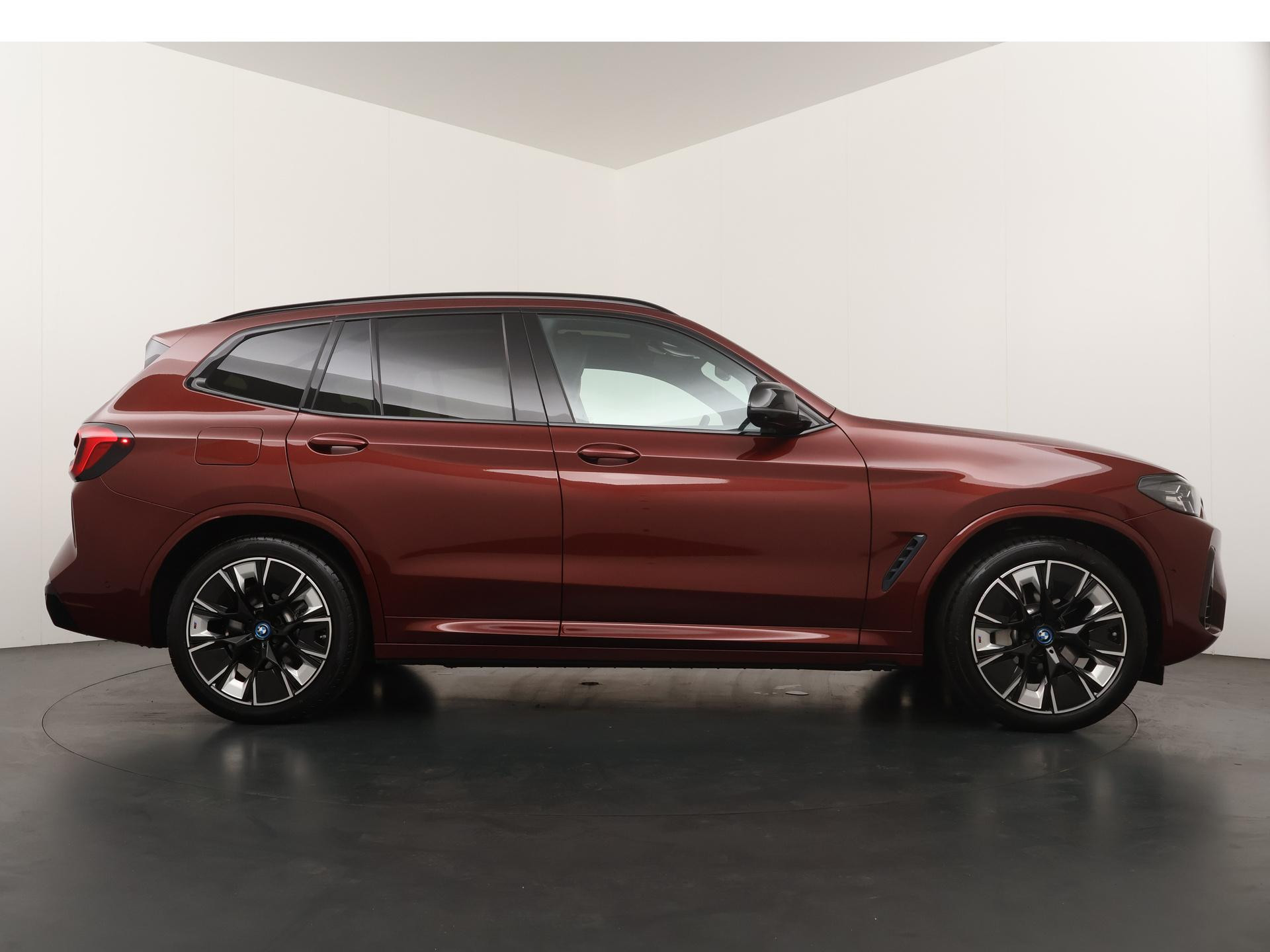 Hoofdafbeelding BMW iX3