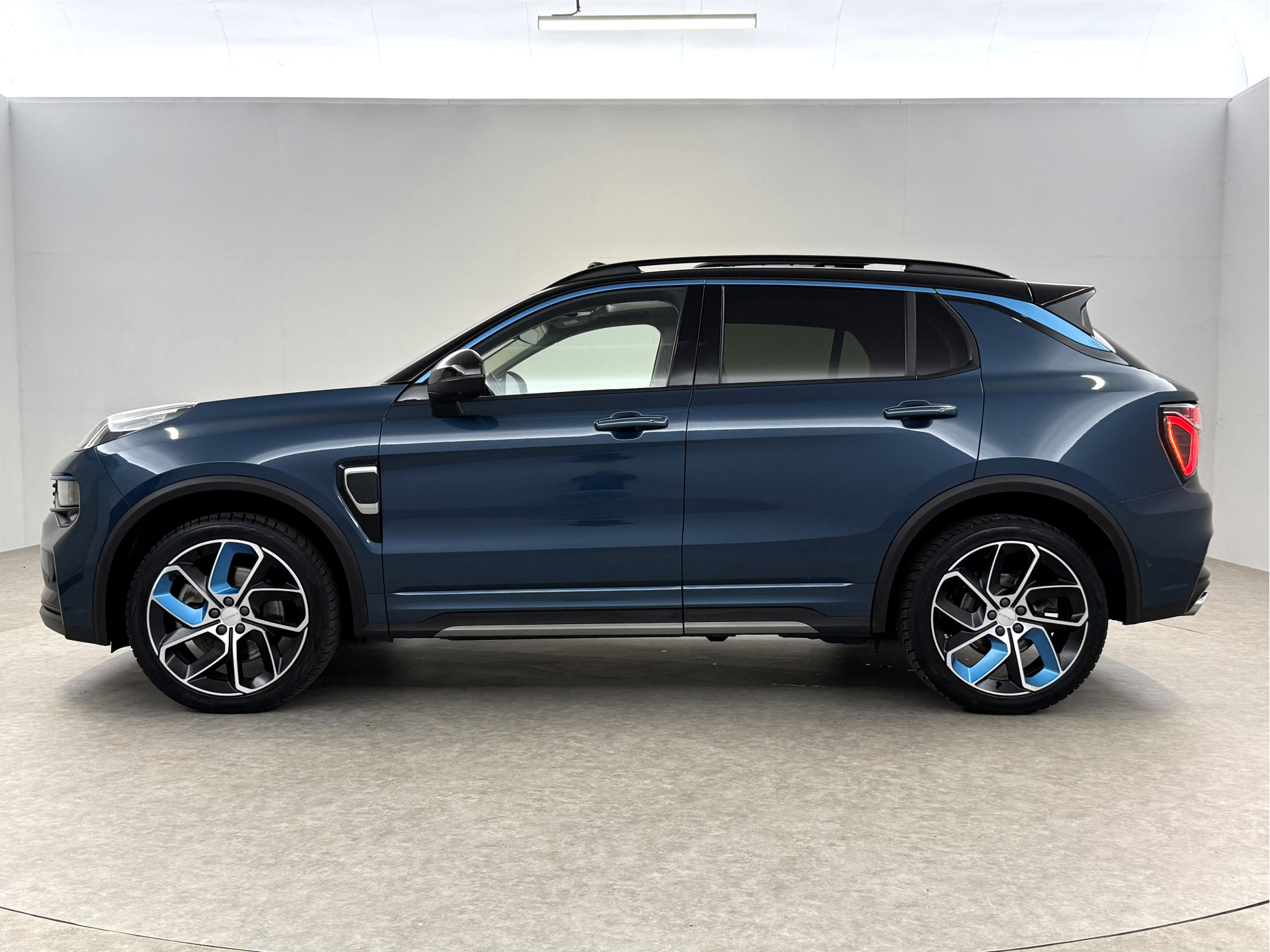 Hoofdafbeelding Lynk & Co 01