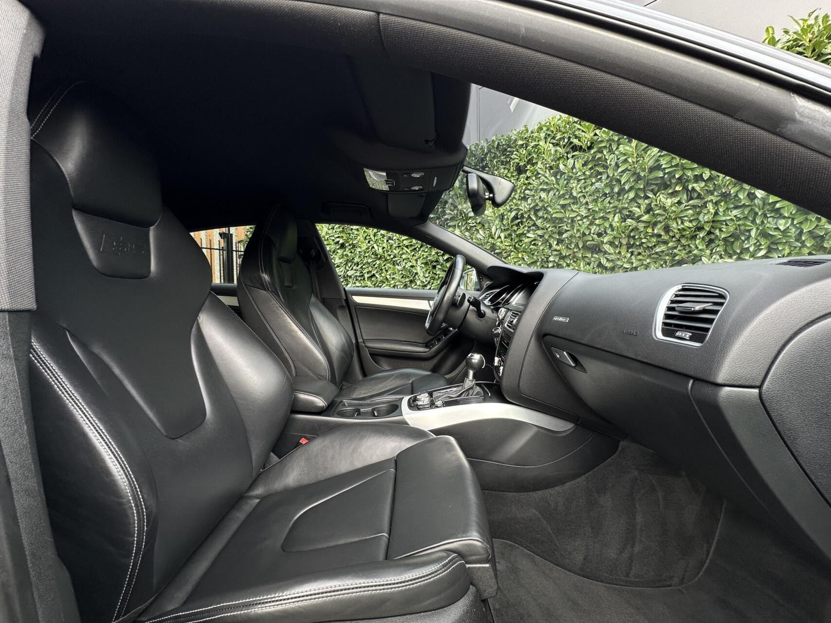 Hoofdafbeelding Audi S5