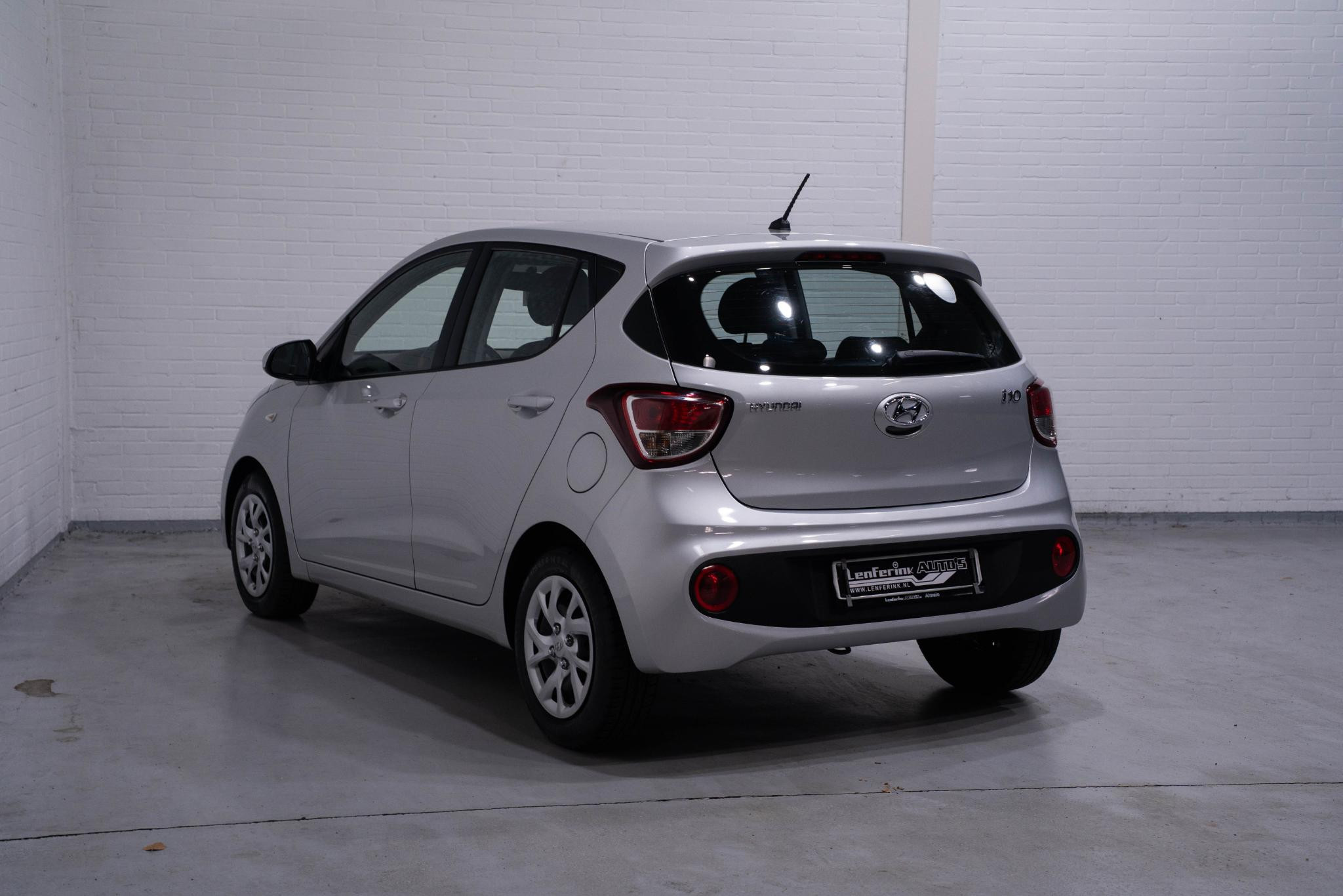 Hoofdafbeelding Hyundai i10