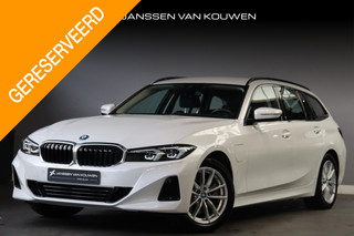 BMW 3-serie Touring 320e Facelift SOH 98% Lederen Sportstoelen LED Koplampen Navi Live Cockpit Plus