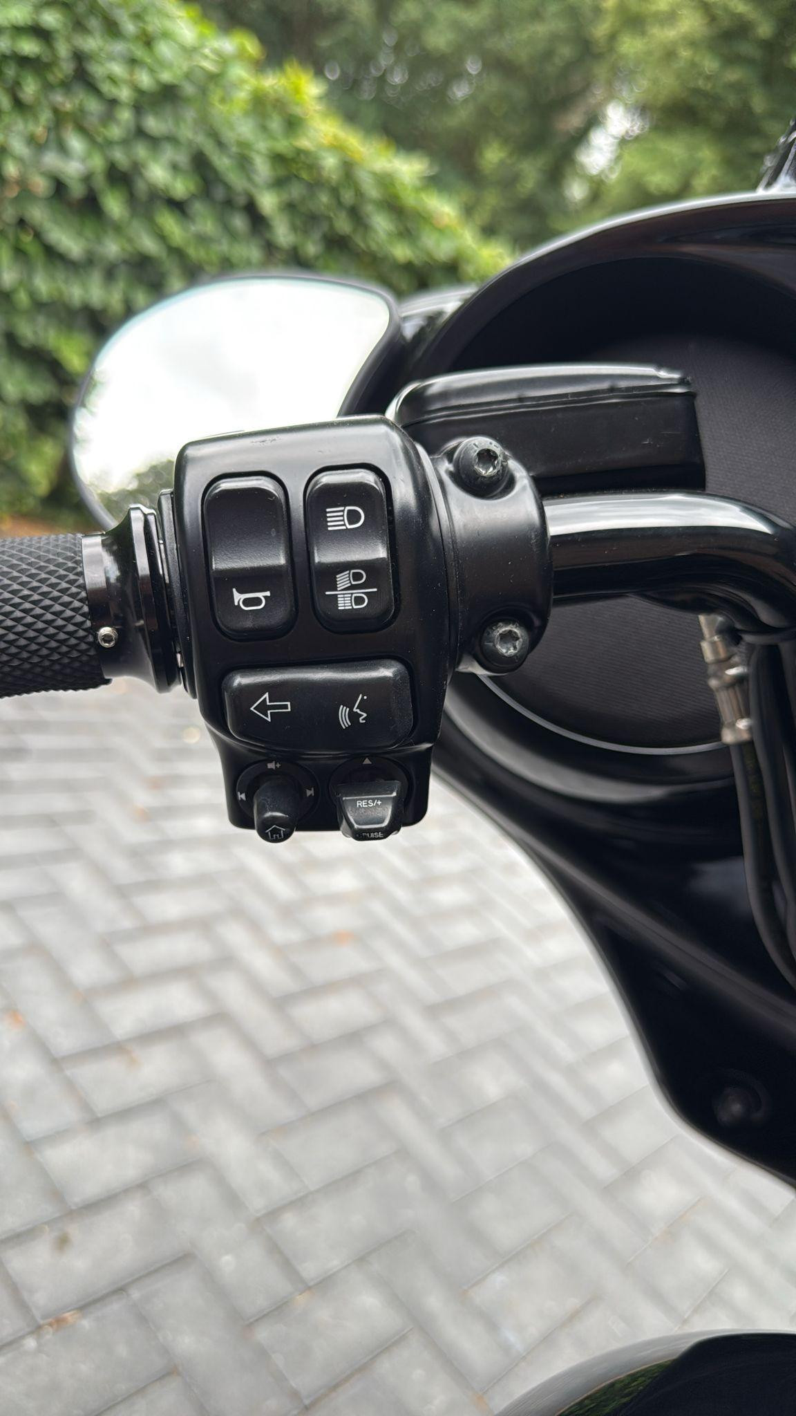 Hoofdafbeelding Harley-Davidson Street Glide